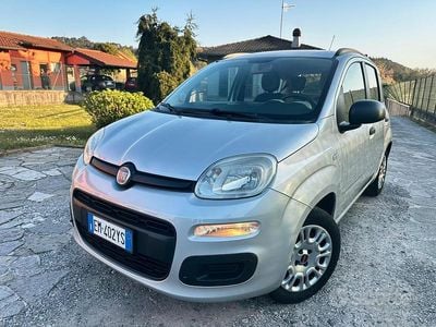 Usata Fiat Panda Lounge 69 CV (50 kW) 2012 Grigio Utilitaria