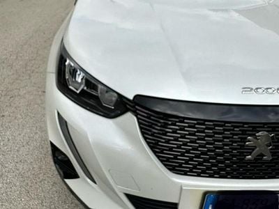 Usata Peugeot 2008 102 CV (75 kW) 2020 Bianco SUV