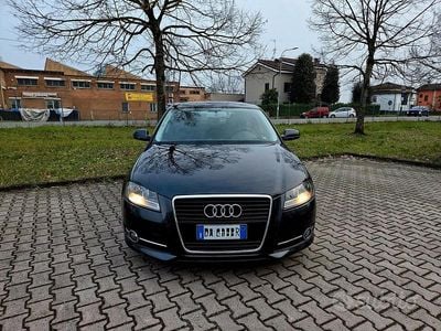 Usata Audi A3 Attraction 105 CV (77 kW) 2010 Marrone Utilitaria