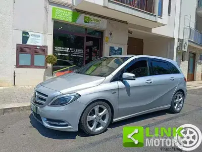 Usata Mercedes B200 Premium 136 CV (100 kW) 2012 Grigio Utilitaria