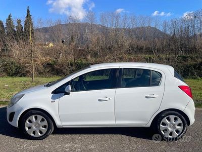 Bianco Usata 2014 Opel Corsa Berlina | 3400 € (Ottimo prezzo)