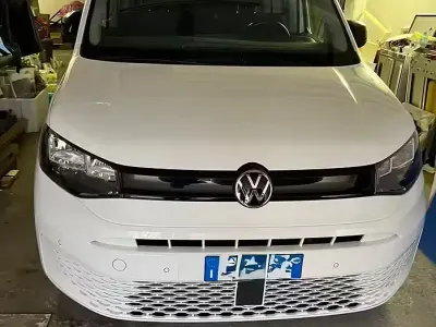 Usata VW Caddy 102 CV (75 kW) 2021 Bianco Monovolume