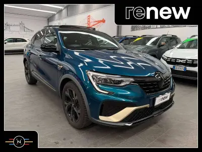 Usata Renault Arkana Engineered 94 CV (69 kW) 2023 Blu zanzibar metallizzato SUV