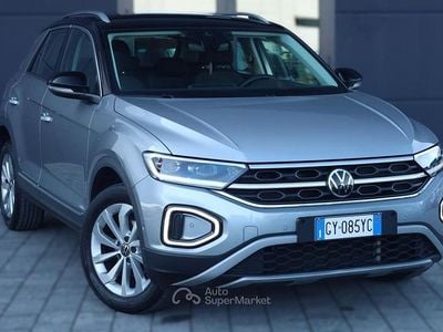 Usata VW T-Roc Style 116 CV (85 kW) 2025 Grigio SUV