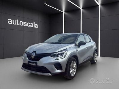 Usata Renault Captur Zen 145 CV (106 kW) 2022 Be style varsavia SUV
