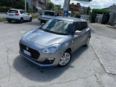 Usata Suzuki Swift Cool 90 CV (66 kW) 2020 Grigio Utilitaria