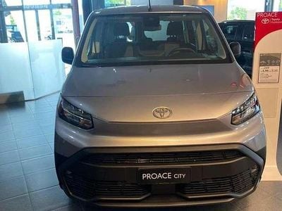Grigio Nuova 2025 Toyota Proace City City Monovolume | 23.300 €