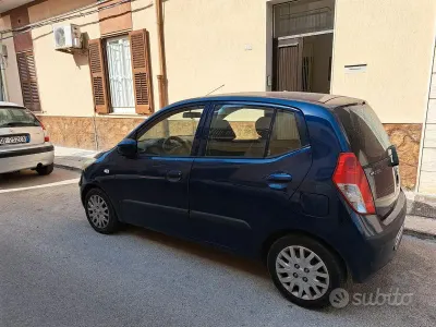 Usata Hyundai i10 78 CV (57 kW) 2009 Bluazzurro Utilitaria