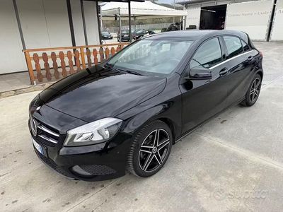 Usata Mercedes A180 109 CV (80 kW) 2014 Nero Berlina