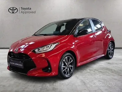 Usata Toyota Yaris Hybrid Style 116 CV (85 kW) 2022 Rosso Berlina