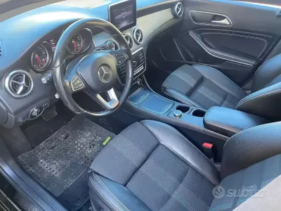 Usata Mercedes CLA200 136 CV (100 kW) 2016 Nero Coupé