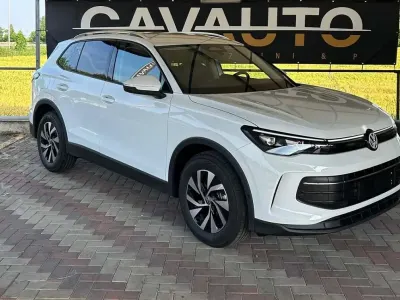 Nuova VW Tiguan Edition 131 CV (96 kW) 2026 Bianco SUV