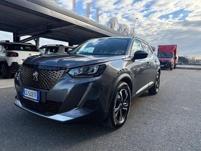 Usata Peugeot 2008 Allure 110 CV (80 kW) 2022 Grigio SUV