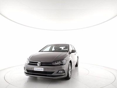 Usata VW Polo Comfortline 80 CV (58 kW) 2018 Z1 limestone grey metallizzato Utilitaria