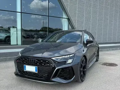 Usata Audi RS3 400 CV (294 kW) 2022 Grigio Berlina