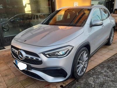 Usata Mercedes GLA200 Premium Plus 150 CV (110 kW) 2020 Grigio SUV