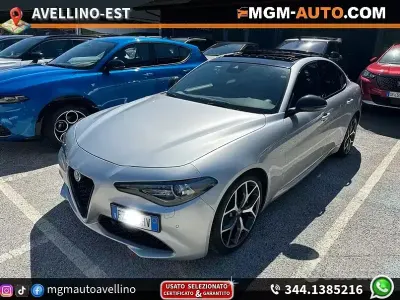 Usata Alfa Romeo Giulia Tech Edition 160 CV (117 kW) 2019 Grigio Berlina