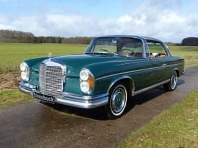 Usata Mercedes 220 SE 120 CV (88 kW) 1961 Verde Coupé