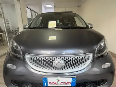 Usata Smart ForFour Passion 71 CV (52 kW) 2015 Utilitaria