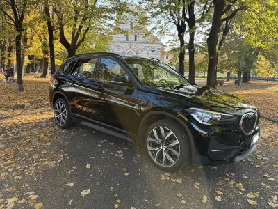 Usado BMW X1 Advantage 150 CV (110 kW) 2021 Negro SUV