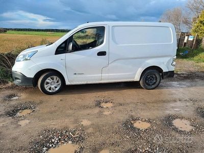Usata Nissan e-NV200 80 kW (109 CV) 2016 Bianco Monovolume