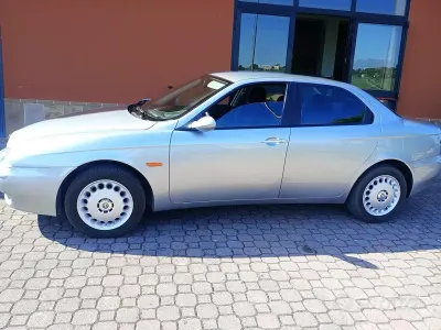 Usata Alfa Romeo 156 Distinctive 120 CV (88 kW) 2002 Grigio Berlina