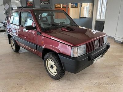 Usata Fiat Panda 4x4 50 CV (36 kW) 1989 Rosso Utilitaria