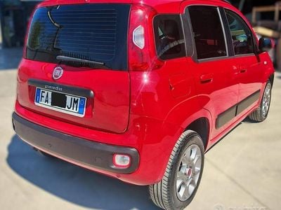Usata Fiat Panda 70 CV (51 kW) 2015 Rosso Utilitaria