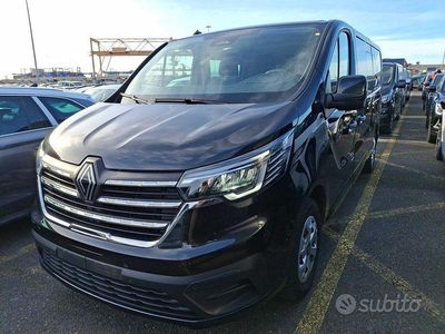 Usata Renault Trafic 150 CV (110 kW) 2024 Nero Monovolume