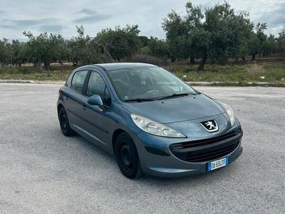 Usata 2006 Peugeot 207 Berlina | 3400 € (Cara)