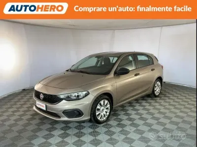 Usado Fiat Tipo Pop 120 HP (88 kW) 2019 Castanho Sedan