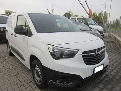 Usata Opel Combo 76 CV (55 kW) 2020 Bianco Monovolume