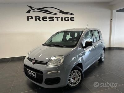 Usata Fiat Panda Lounge 69 CV (50 kW) 2019 Grigio Utilitaria
