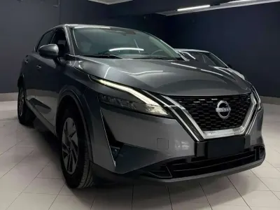 Usata Nissan Qashqai Acenta 140 CV (102 kW) 2022 Grigio SUV