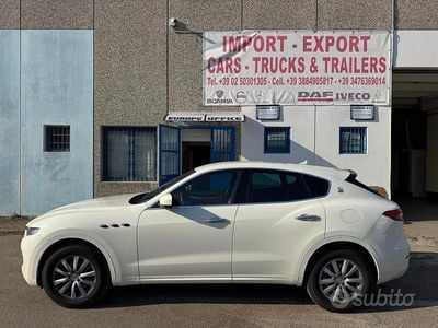Begagnad Maserati Levante 250 HK (183 kW) 2018 Vit SUV