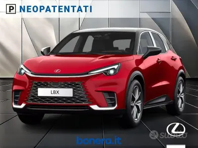 Nuova Lexus LBX 136 CV (100 kW) 2026 Rosso SUV