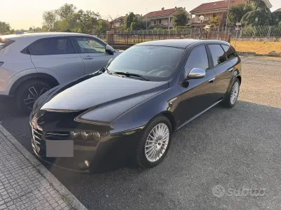 Usata Alfa Romeo 159 200 CV (147 kW) 2010 Nero Station wagon