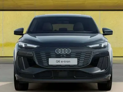 Nuova Audi Q6 Sportback e-tron S-Line 314 kW (428 CV) 2026 Grigio SUV