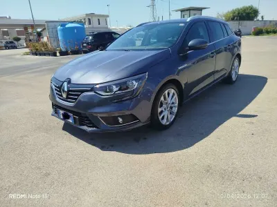Occasion Renault Mégane GrandTour Intens 110 PK (80 kW) 2018 Grijs Stationwagen