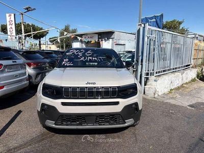 Nuova Jeep Avenger Summit 101 CV (74 kW) 2026 Gray SUV