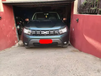Usata Dacia Duster Extreme 101 CV (74 kW) 2023 Verde SUV