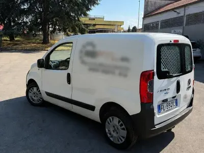 Usata Fiat Fiorino 80 CV (58 kW) 2017 Bianco Monovolume