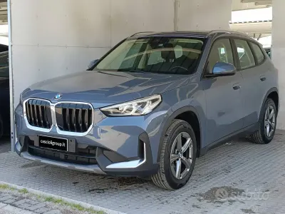 Käytetty BMW X1 Performance 150 HP (110 kW) 2022 Storm bay (metallizzato) Katumaasturi