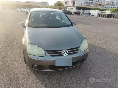 Usata VW Golf IV 140 CV (102 kW) 2006 Grigio Berlina