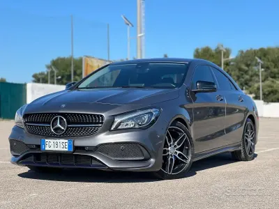 Usata Mercedes CLA200 Premium 136 CV (100 kW) 2017 Grigio Coupé
