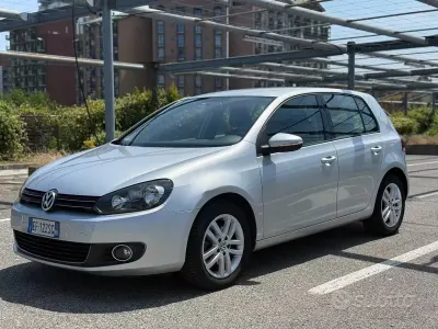Usata VW Golf VI Highline 105 CV (77 kW) 2011 Grigio Utilitaria