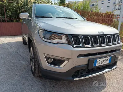 Usata Jeep Compass Limited 120 CV (88 kW) 2020 Grigio SUV
