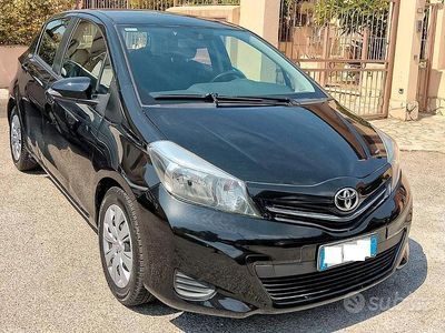 Usata 2012 Toyota Yaris Utilitaria | 5800 € (Molto cara)