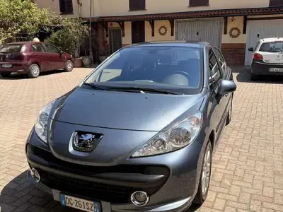 Usata Peugeot 207 120 CV (88 kW) 2007 Berlina