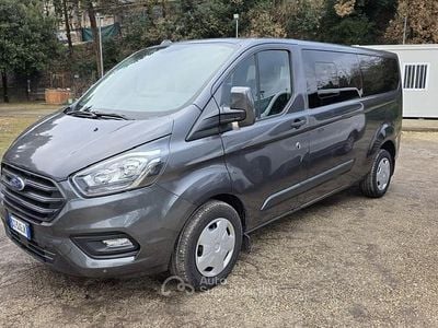 Usata Ford Transit Custom 131 CV (96 kW) 2020 Gray Monovolume